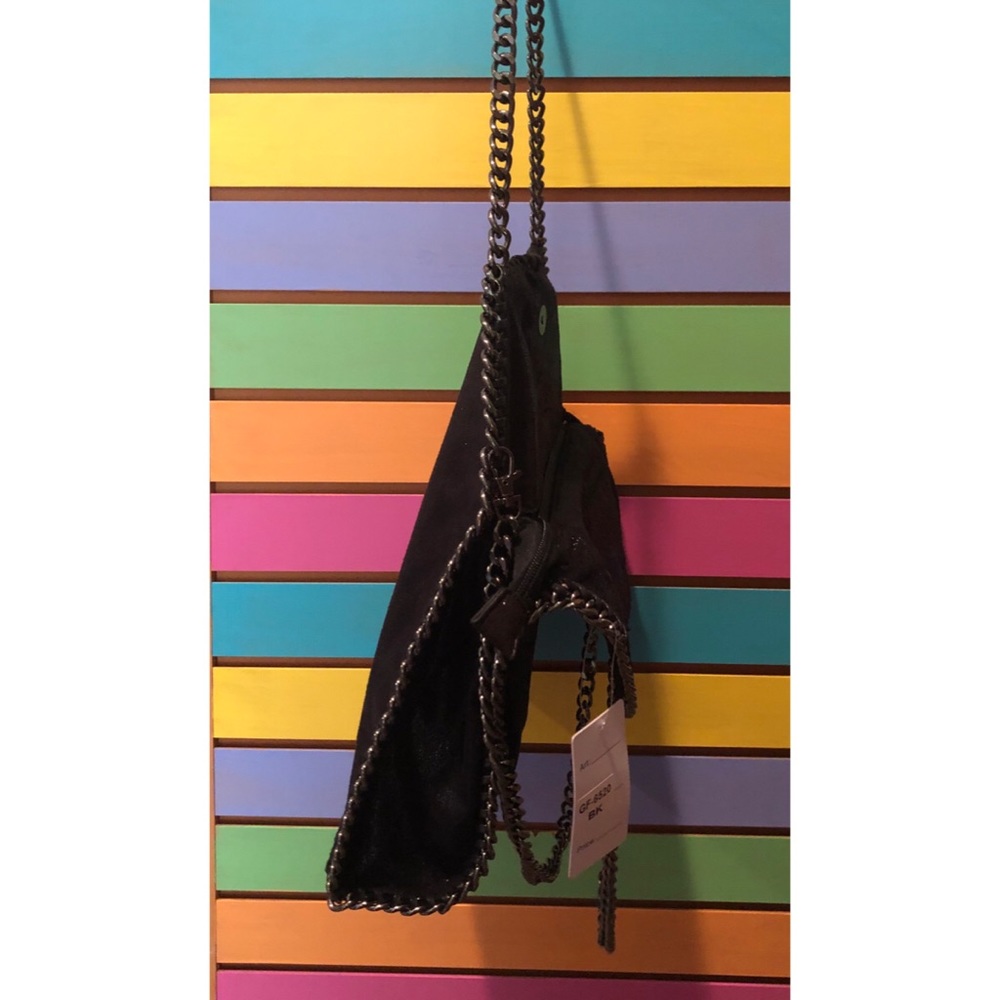 Chain Handle Bag - Picture 3 of 8